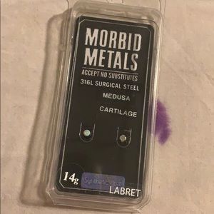 Medusa/labret/ cartlige